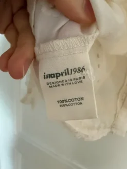 Bluse mit gerüschtem Kragen