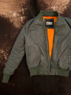 Bomberjacke Army Khaki Oversized Fit