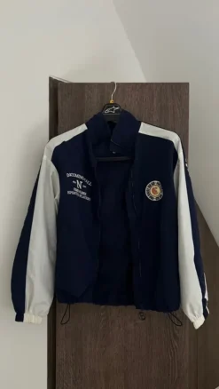 Bomberjacke Stradivarius Windjacke Vintage blau weiß