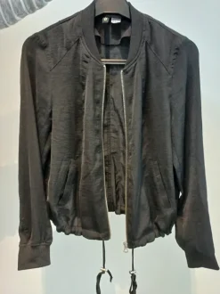 bomberjasje h&m maat 34