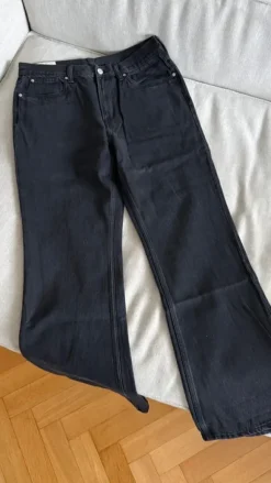 Bootcut Jeans