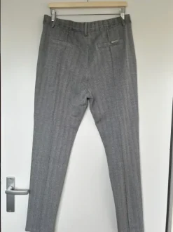 Broek Icon