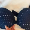 75C Wunderschöner Push-up BH mit Spitze von New Yorker in dunkelblau mit Punkten