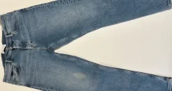 Calvin Klein W33