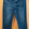 Capri Jeans