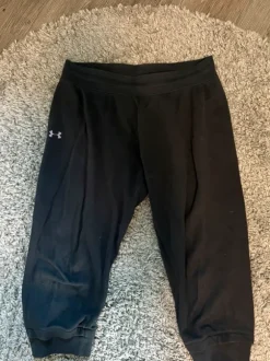 Capri Jogginghose Under Armour