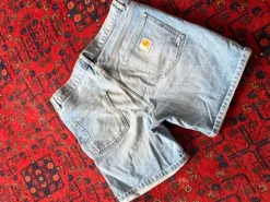 Carhartt kurze Jeanshose 33