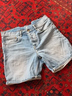 Carhartt kurze Jeanshose 33