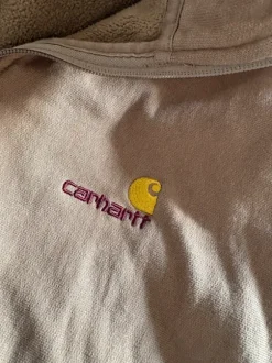Carhartt sweater