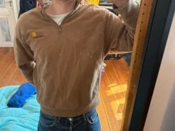 Carhartt sweater