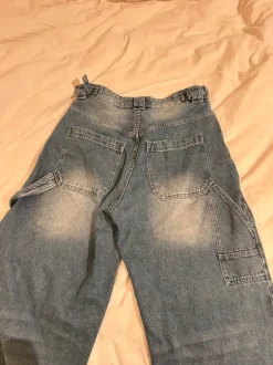 Carpenter Baggy Barrel Jeans von Bershka 90s 2000er