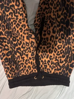 Coole Leoparden-Jogginghose von CoolCat in Größe S