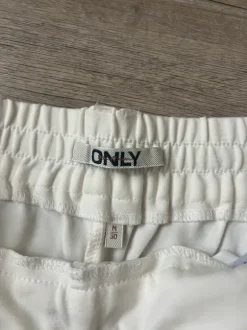 Creme Weiße Chino