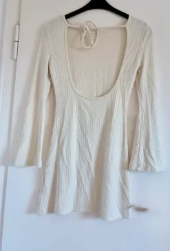 Cremefarbenes Strandkleid