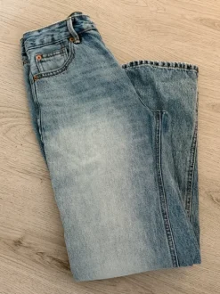 D92 Stradivarius Jeans