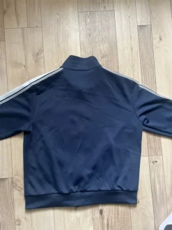 Daily aesthetikz vest