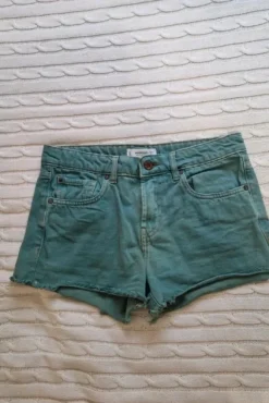 Damen Shorts.