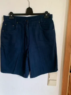 Damen shorts dunkelblau Gr. 44