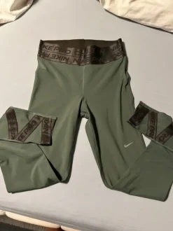 Damen Sport Leggings Nike Dri-Fit neu