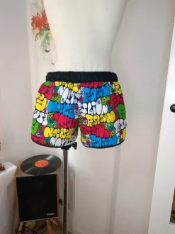 Damen-Shorts – neu ohne Etikett.