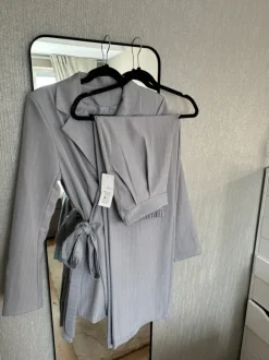 2delig blazer set