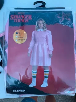 Déguisement Stranger Things rose avec chaussettes t.M