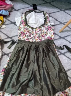Dirndl Damen 42