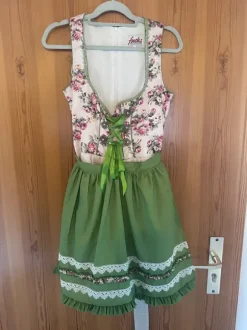 Dirndl grün - Fuchs