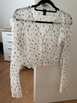 Dünne Jacke
