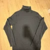 Dünner Herren Rollkragenpullover in Gr. M