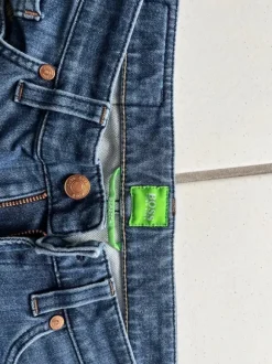 Dunkelblaue Hugo Boss Männerjeans