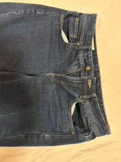 dunkelblaue low waist straight Jeans Pull & Bear