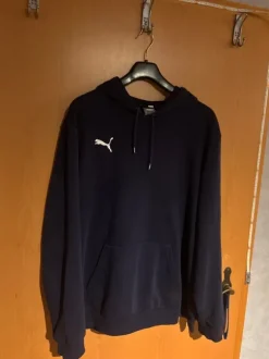 dunkelblauer PUMA teamGOAL Casuals Hoodie