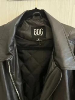 dunkelbraune Lederjacke von Urban Outfitters
