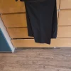 Dunkelbraunen Anzug