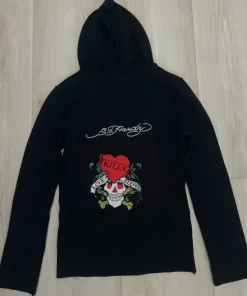 ed hardy sweater 2000s good condition 100% cotton