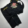 Ed Hardy Trainingsanzug im Y2K-Stil mit einem "Love Kills Slowly"