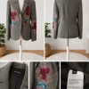 Edles Jarket mit Blumenmuster