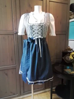 Ein süßes Kleid für meine Wally ?