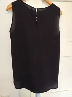 Elegantes Top mit Spitze