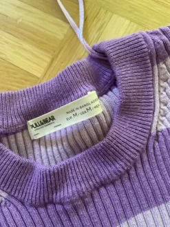 Enganliegender crop Pulli