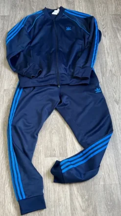 Ensemble training adidas marine
