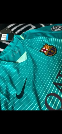 FC Barcelona 2016/17 Kit - Neymar Jr #11