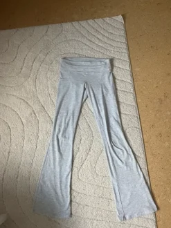 Flaered Hose Subdued