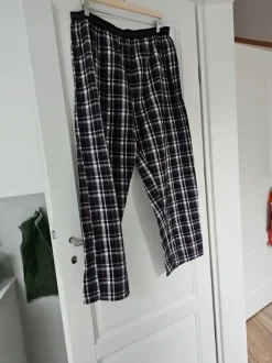 Flanellhose für zu Hause | lila / sw kariert | Größe XXL | 100% Baumwolle
