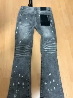 Flated Jeans neu