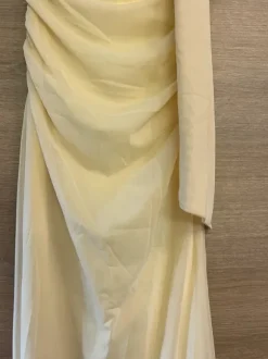 Gele maxi jurk van Peppermayo