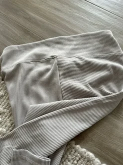 Gerippte Leggins