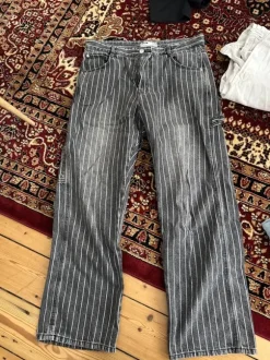 Gestreifte Hose Bershka