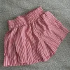 Gestreifte Shorts rot